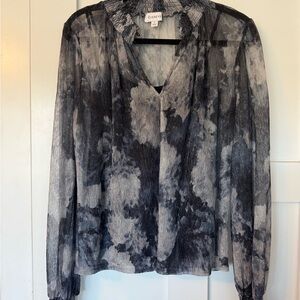 Evereve Women's Black and White Blouse